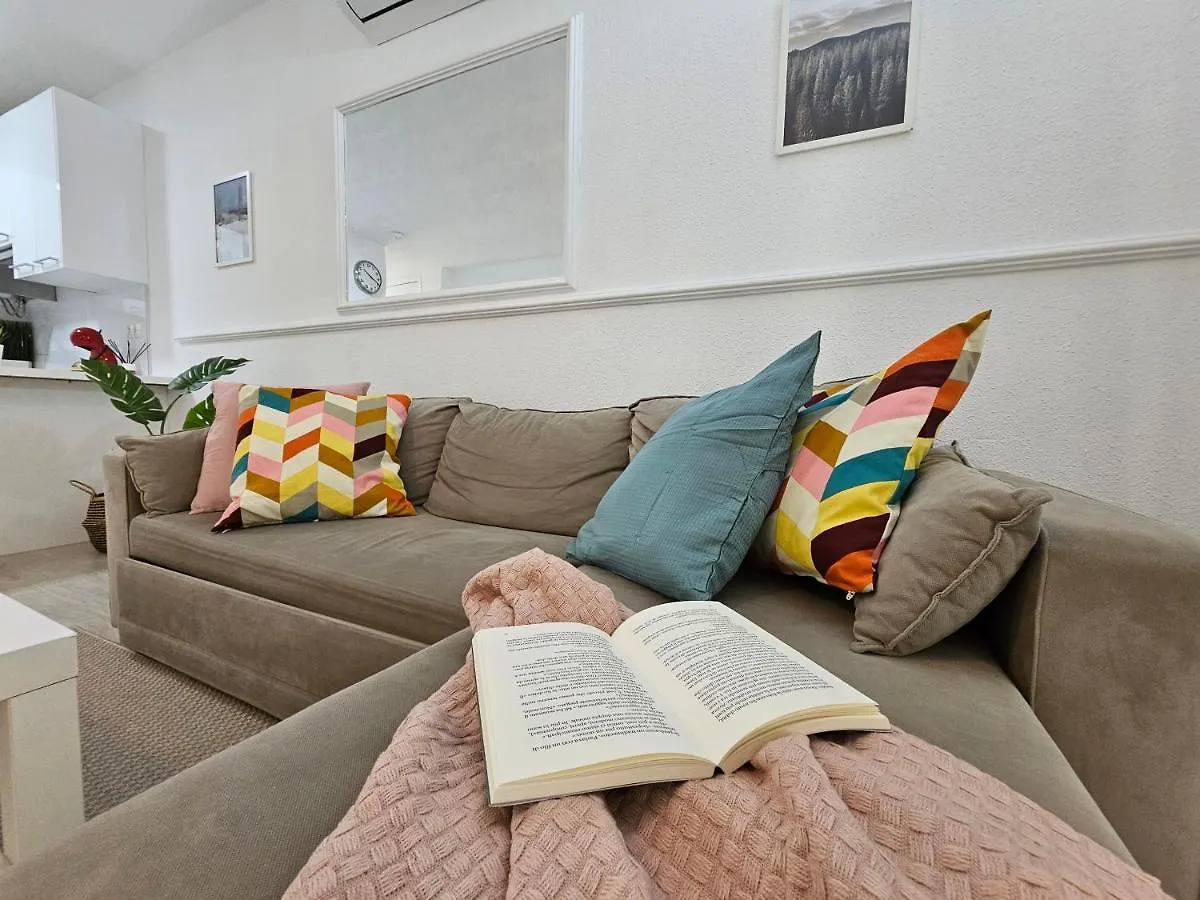 Apartment Beach & Refreshing Pool Holidays Air-Conditioning , Costa Adeje