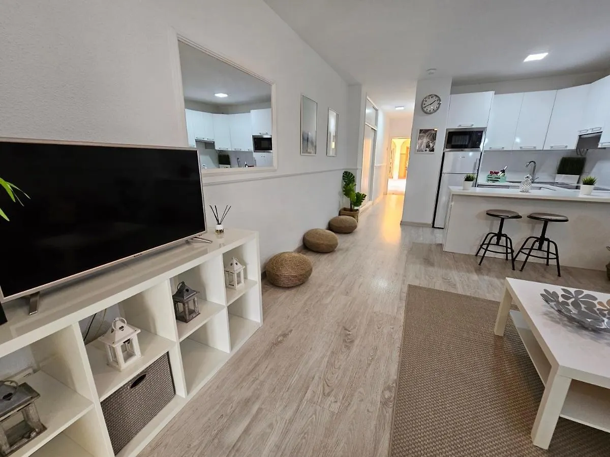 Apartment Beach & Refreshing Pool Holidays Air-Conditioning , Costa Adeje