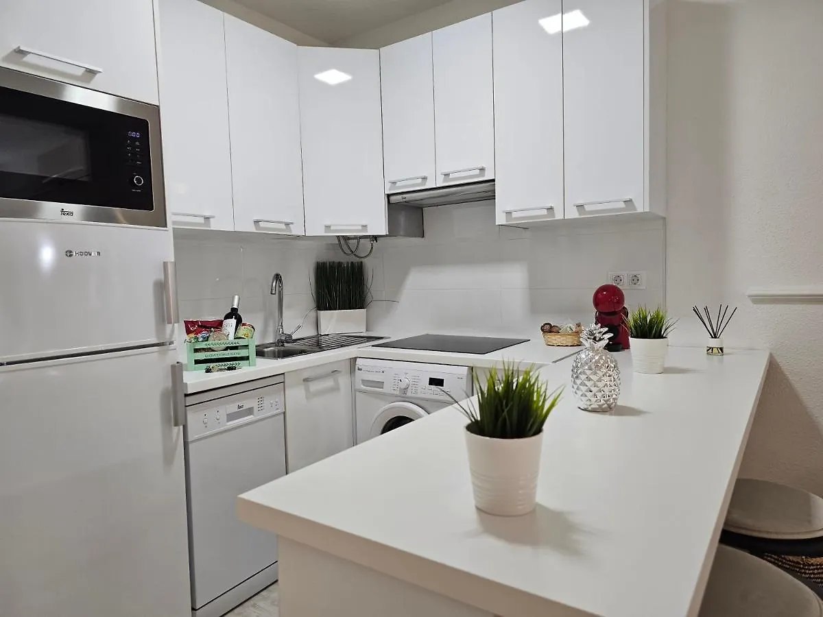 Apartment Beach & Refreshing Pool Holidays Air-Conditioning , Costa Adeje