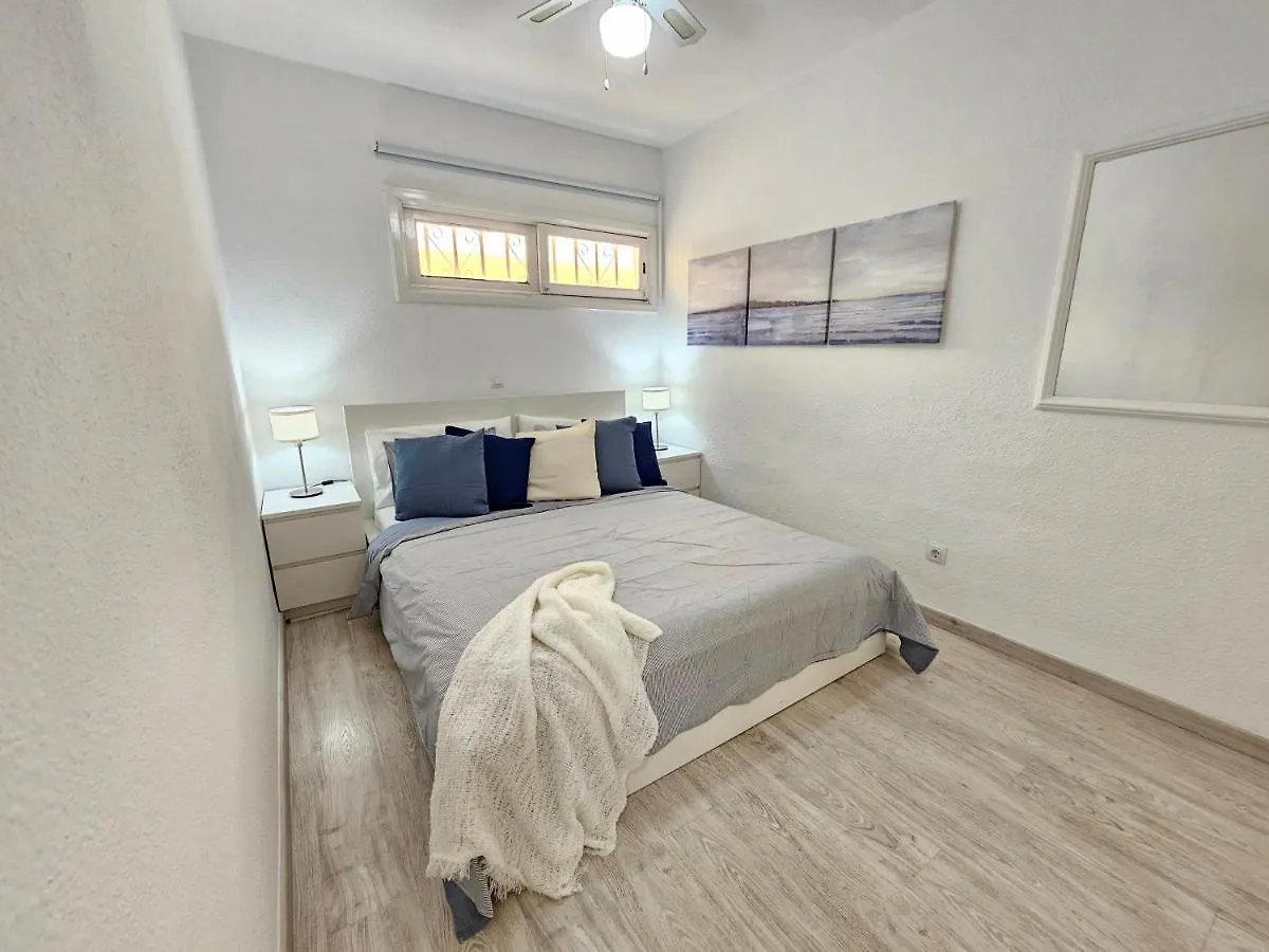 Apartment Beach & Refreshing Pool Holidays Air-Conditioning , Costa Adeje