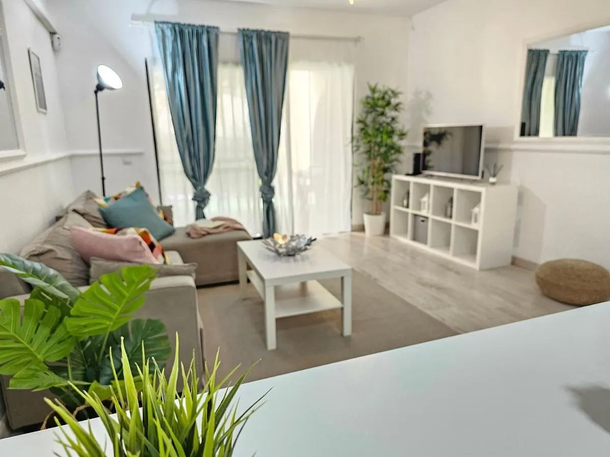 Beach & Refreshing Pool Holidays Air-Conditioning , Costa Adeje Apartment Costa Adeje (Tenerife)